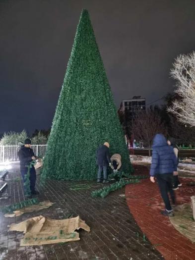 Новогодняя ёлка. 5 метров. Под грилянды — фото 2